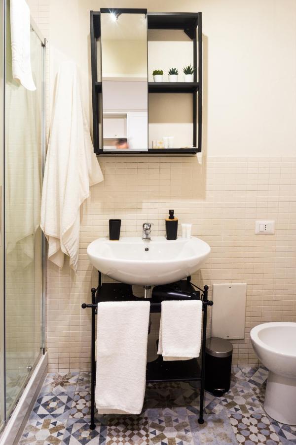 Residenza Sforza Apartment 1 Napoli Ngoại thất bức ảnh
